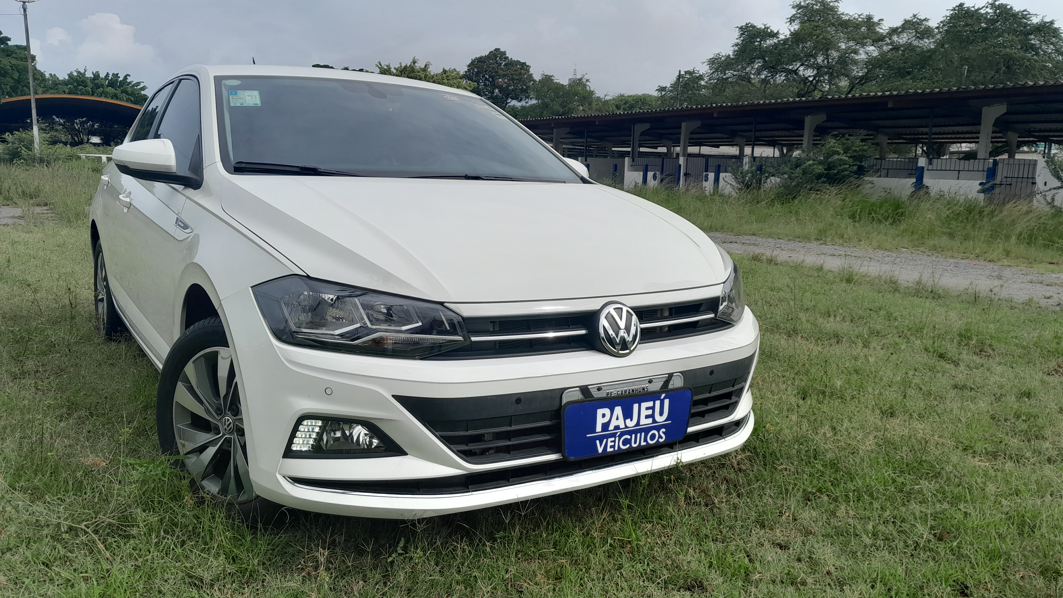 VOLKSWAGEN         POLO